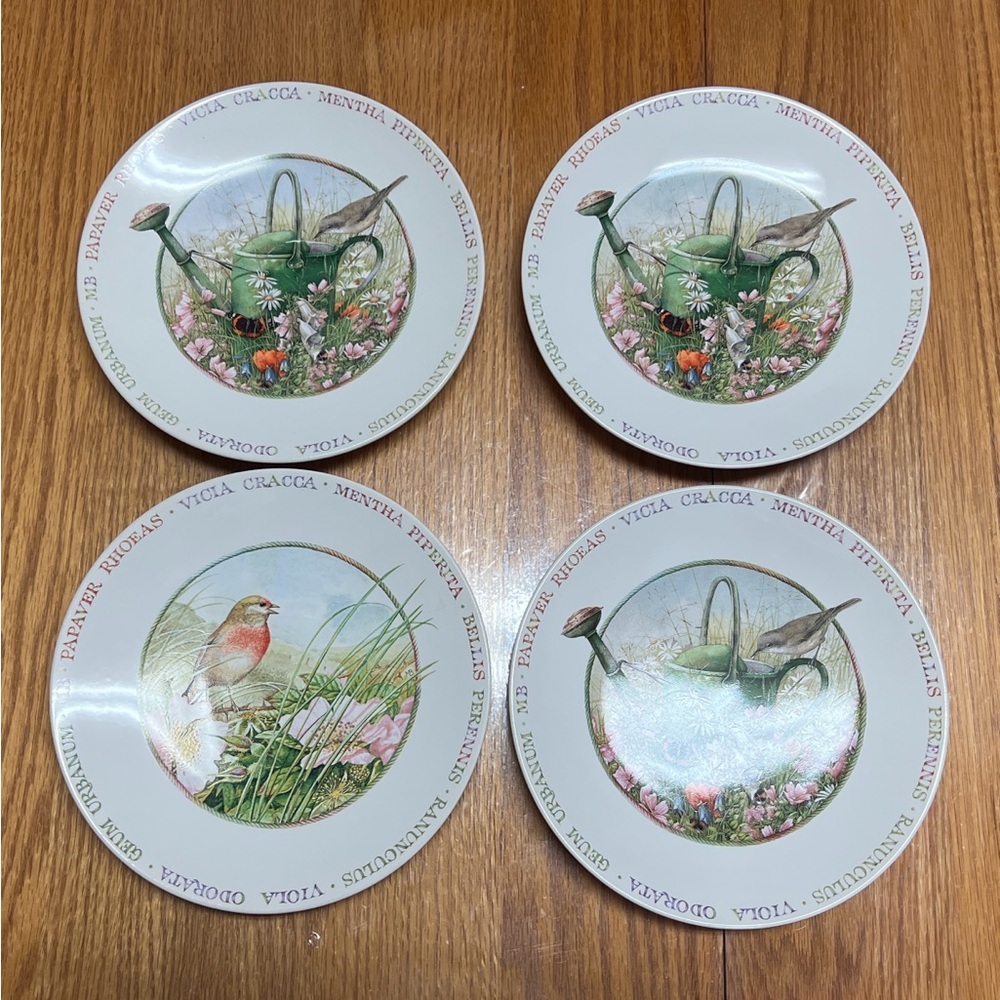 4 Marjolein Bastion Floral Garden Plate with Green Watering Can